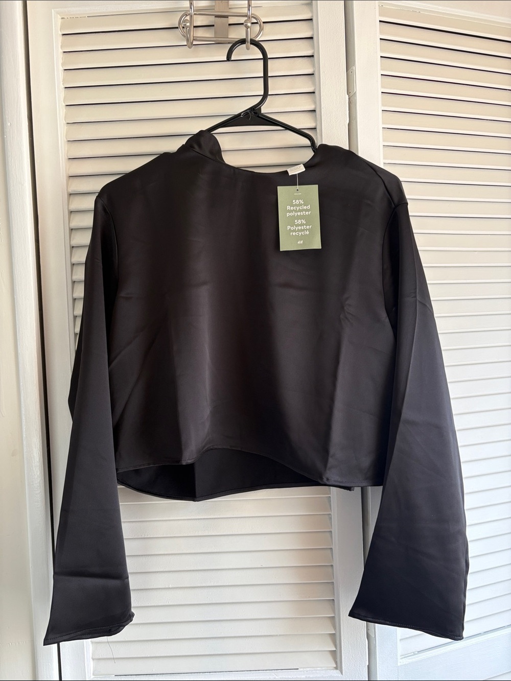 H&M Black Satin Cropped Long-Sleeve Top